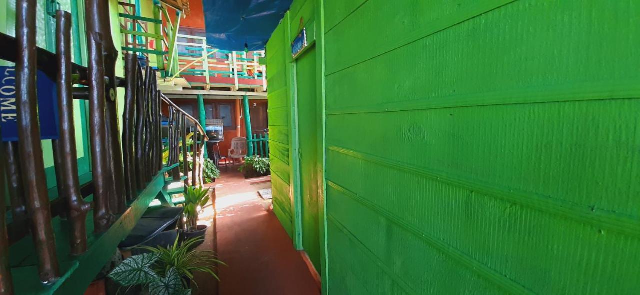Luna Beach Home & Cabanas Galle Esterno foto