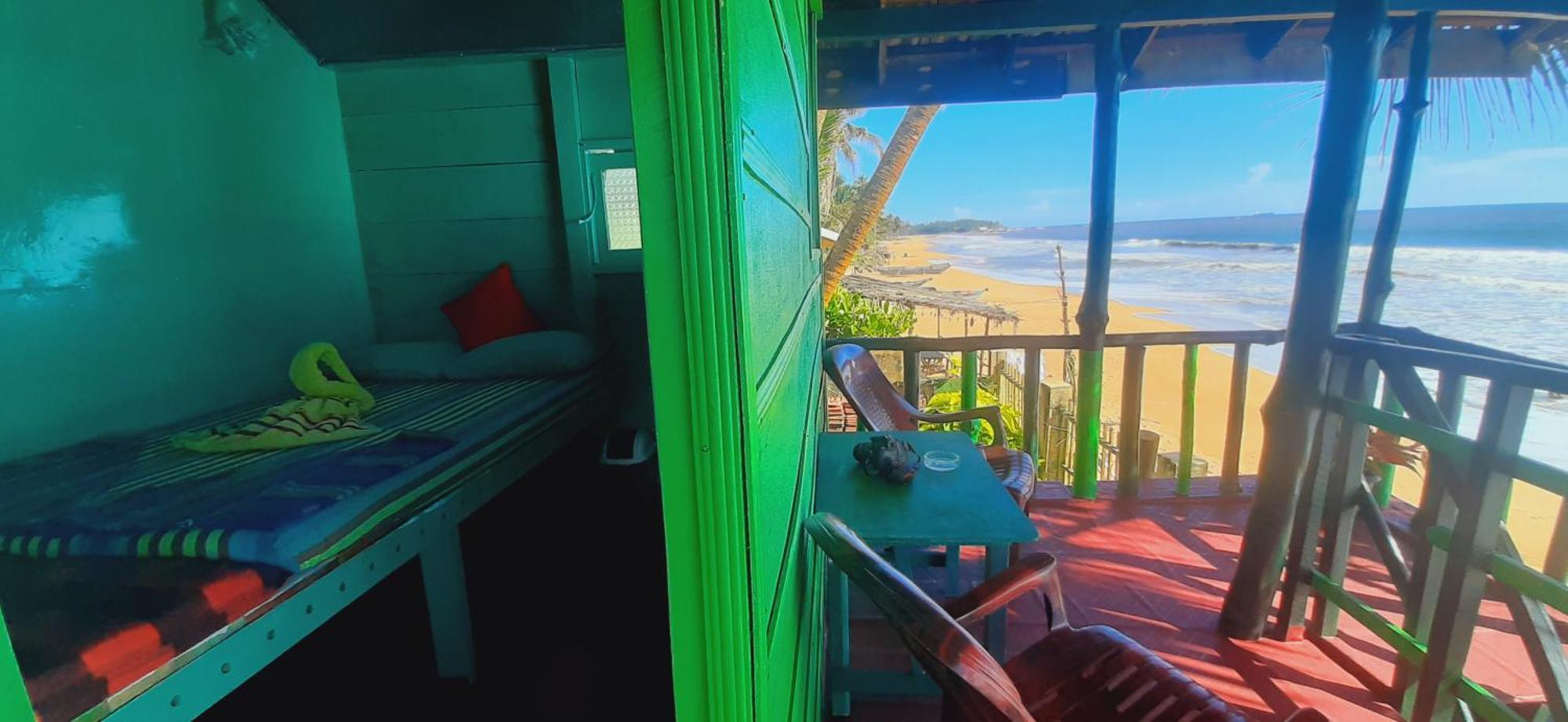 Luna Beach Home & Cabanas Galle Esterno foto